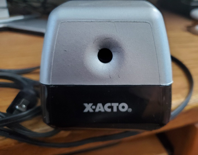 X-ACTO ELECTRIC PENCIL SHARPENER