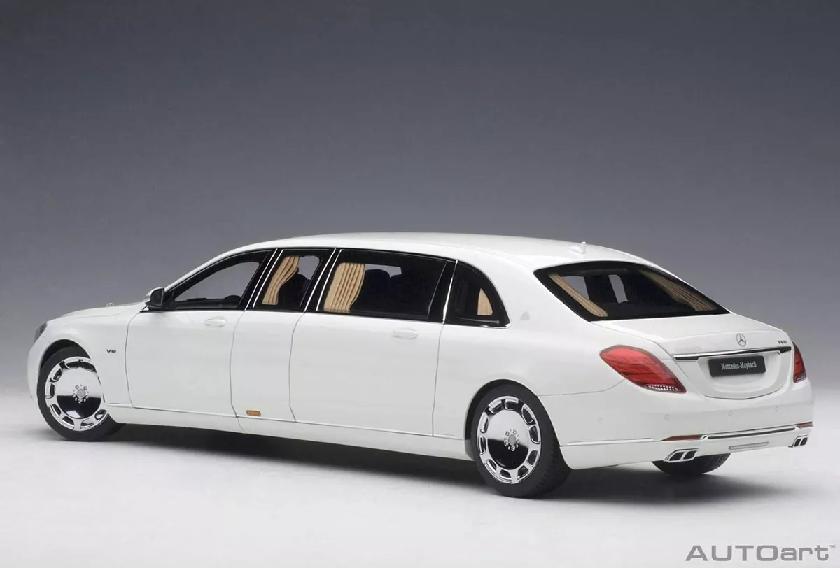AUTOart 1/18 Mercedes Maybach S 600 Pullman White from Japan (New