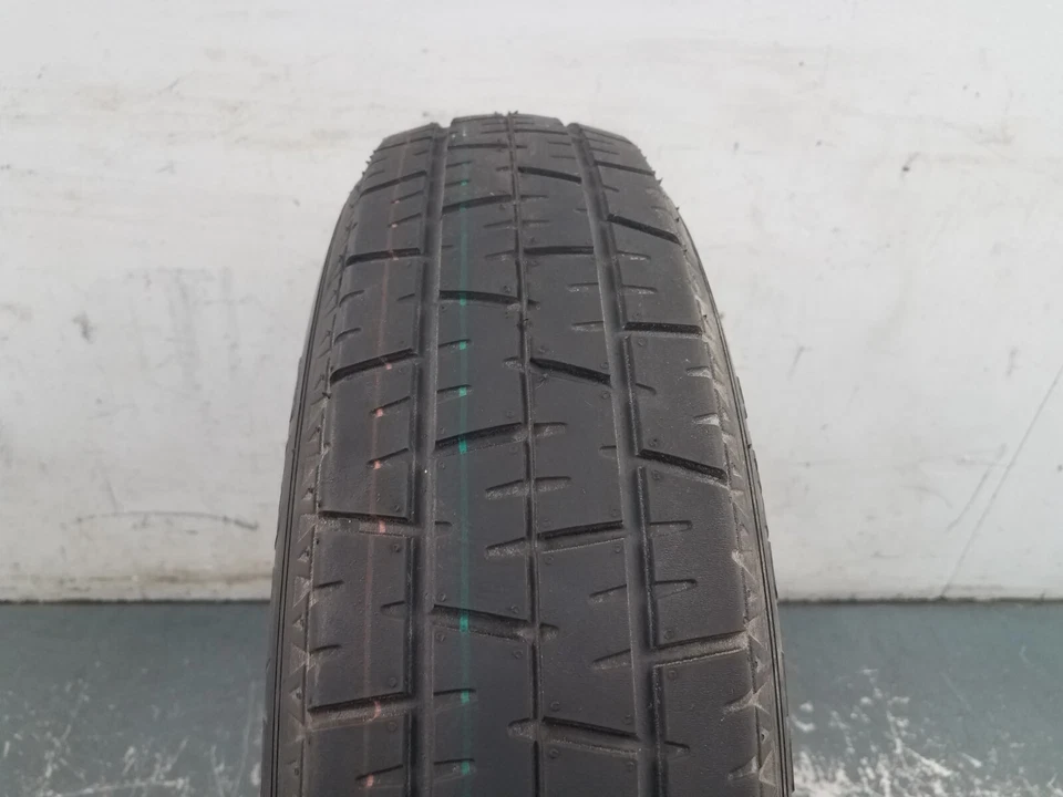 2004 Grand Marquis / Crown Vic Victoria Space Saver pneu sobressalente #3420 E1 - Imagem 3 de 4