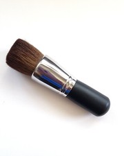 Deluxe Flat Buffer Foundation Blending Finishing Complexion Brush BRAND NEW