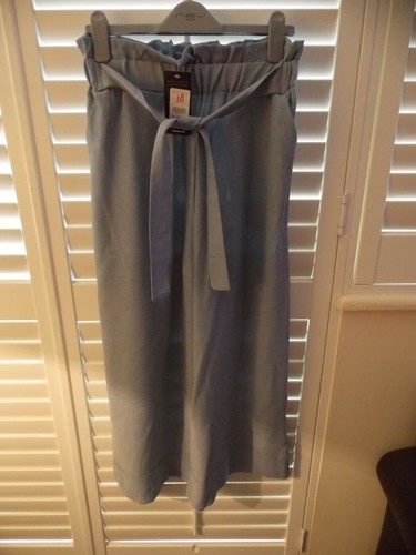 Women's New Look Crop Trousers Size 12 