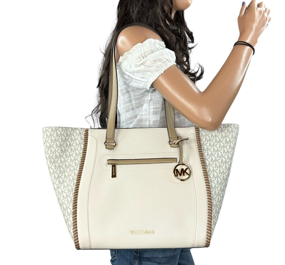 MICHAEL KORS CARINE LARGE FRONT POCKET SHOULDER TOTE BAG MK LIGHT