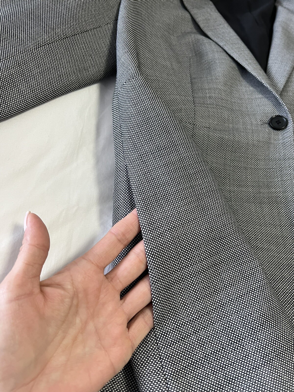 Picture 4 of 12