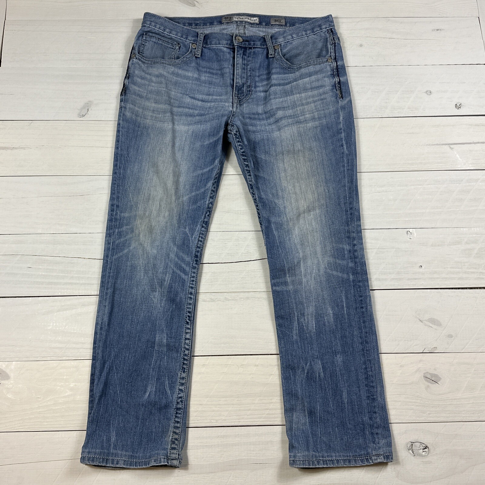 BKE Buckle Derek Jeans Men's 36Rx31 Straight Light Wash Blue Denim