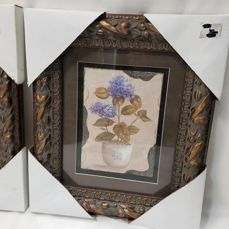 Vivian Flasch Botanical Flower Prints Pair Wall Art Ornate Frame Farmhouse Decor - Image 2 of 4