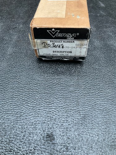 VERSA AGG-4232-CG-70-243-A120 4WAY SOLENOID VALVE 120VAC NEW - Picture 2 of 4