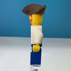 LEGO Classic Pirates Imperial Brown Vest Ascot Hat Blue Minifigure pi054 6277