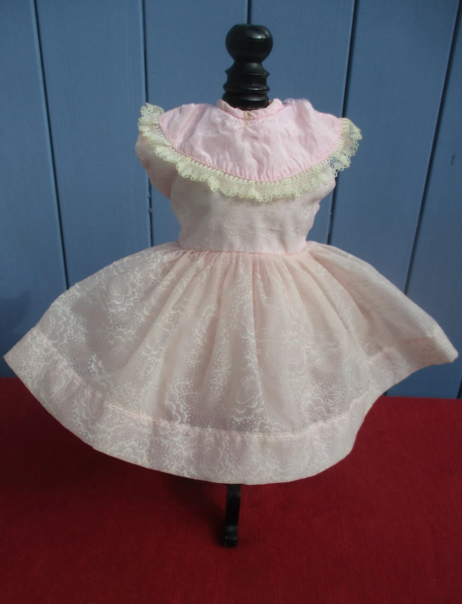 Jolie robe pour poupée ancienne - Collection