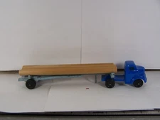 VINTAGE RALSTOY  TRUCK (FORD ) AND POLE TRAILER (USA) FRUEHAUF  906