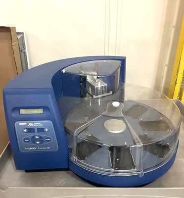 Applied Biosystems MagMAX Express 96 Automated Nucleic Acid Extract (3378856)