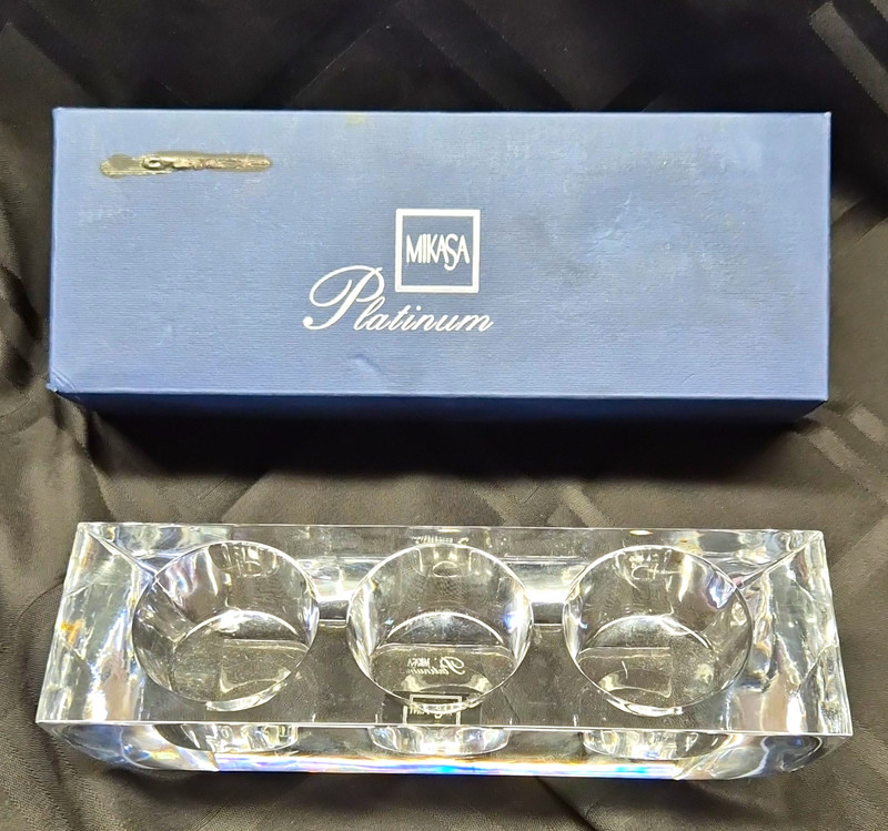 Mikasa Prism Platinum Prism Clear Glass 9 in Tea Light Candle Holder XY 050/862