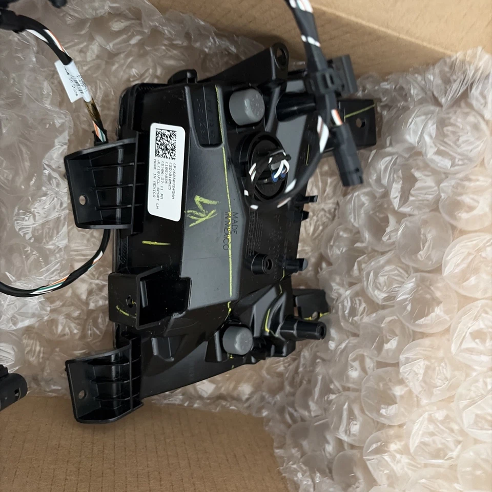 Luz halógena izquierda señal de giro 18-23 Jeep Wrangler 68307245AH OEM nueva Foto 3 de 4