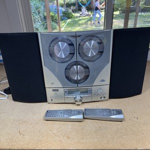 Vintage FISHER 3-Disc CD Changer Audio System SLIM - 2000 Player For Parts