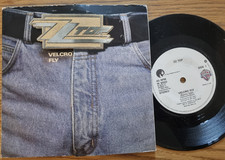 ZZ TOP - VelcroFly 7" with fly sleeve 1986 Warner Bros W8650 Blues Rock