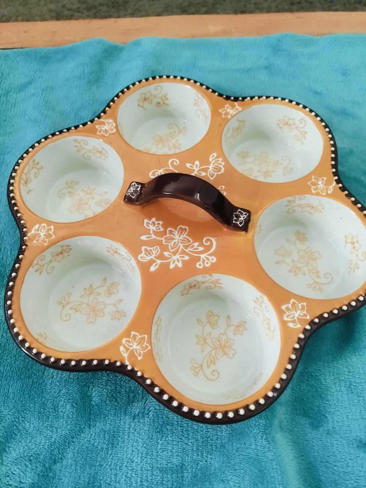 Temp-tations by Tara Floral Lace 6-Cup Muffin Pan Spice Orange Ceramic Bakeware