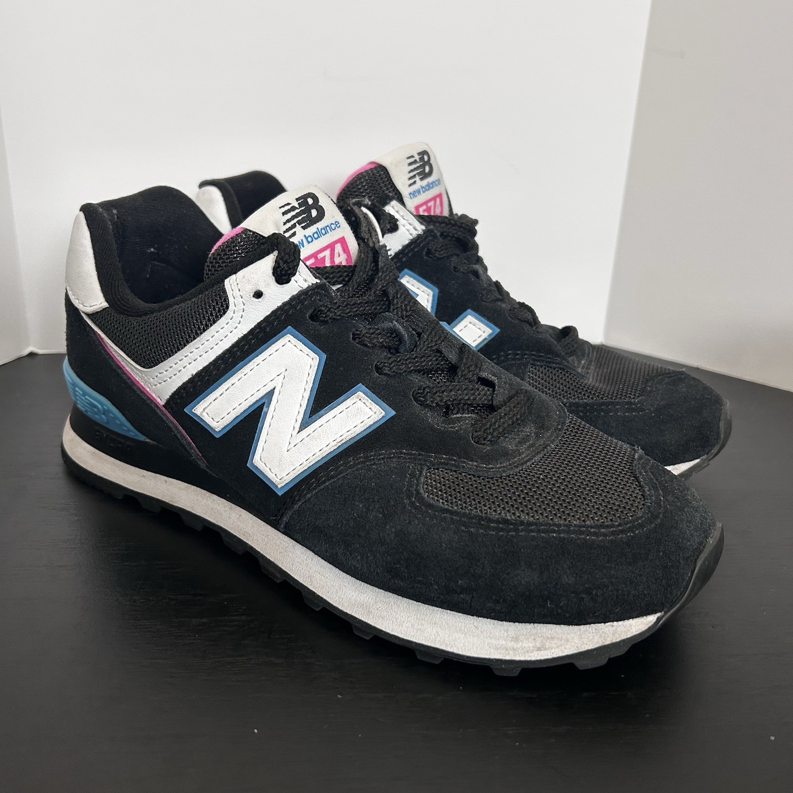 New Balance 574 Shoes Womens Size 9 Black Vibrant Sky Pink C