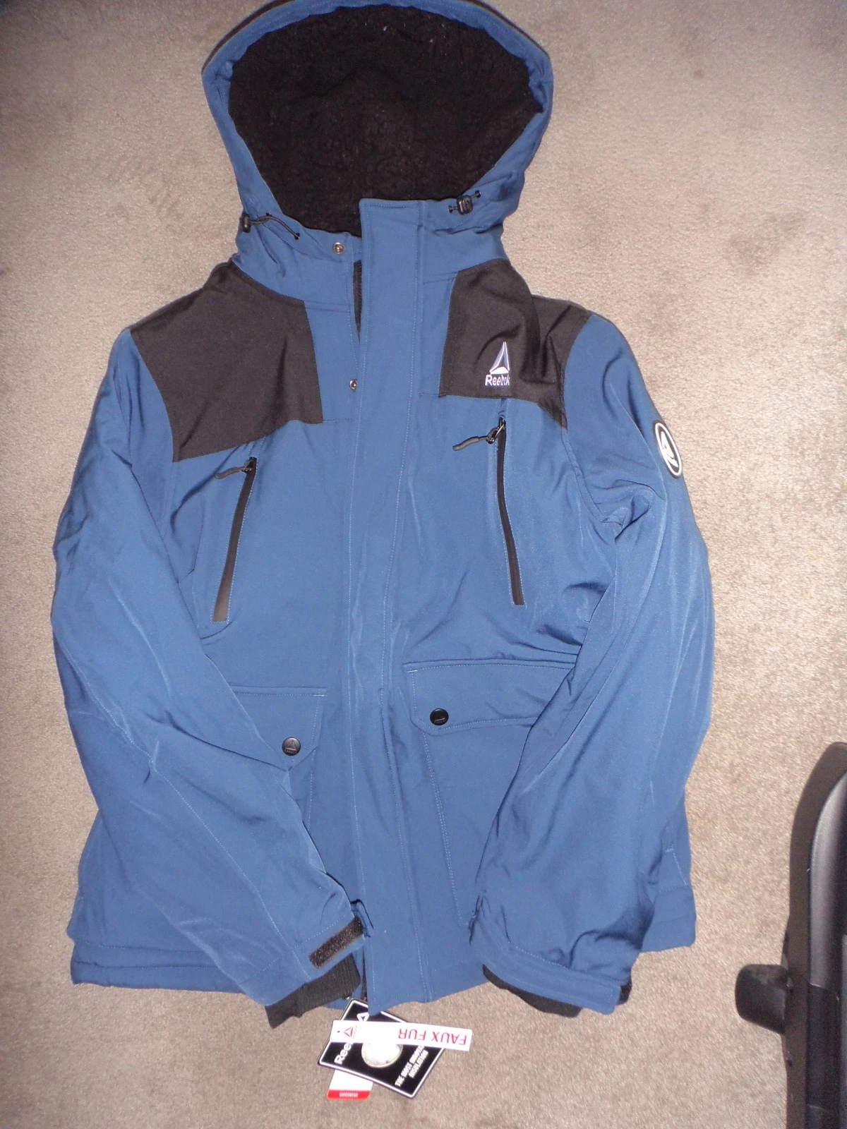 NEW Reebok Men's Hooded Puffer Parka, Removable Draw Hood, 3 pockets