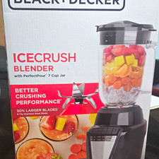 BLACK+DECKER IceCrush Blender 700W 7-Cup PerfectPour Jar 8-Speed Pulse Black