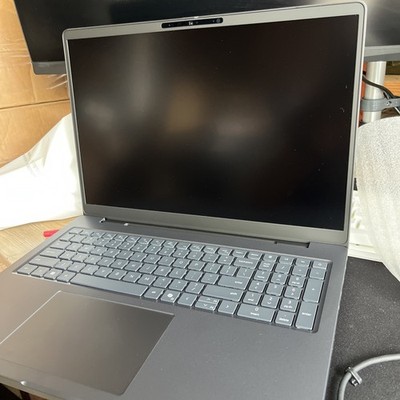 Dell Pro Max 16 Plus MB16250 FHD+ Ultra 9 285H 64GB 1TB RTX PRO 3000 Blackwell