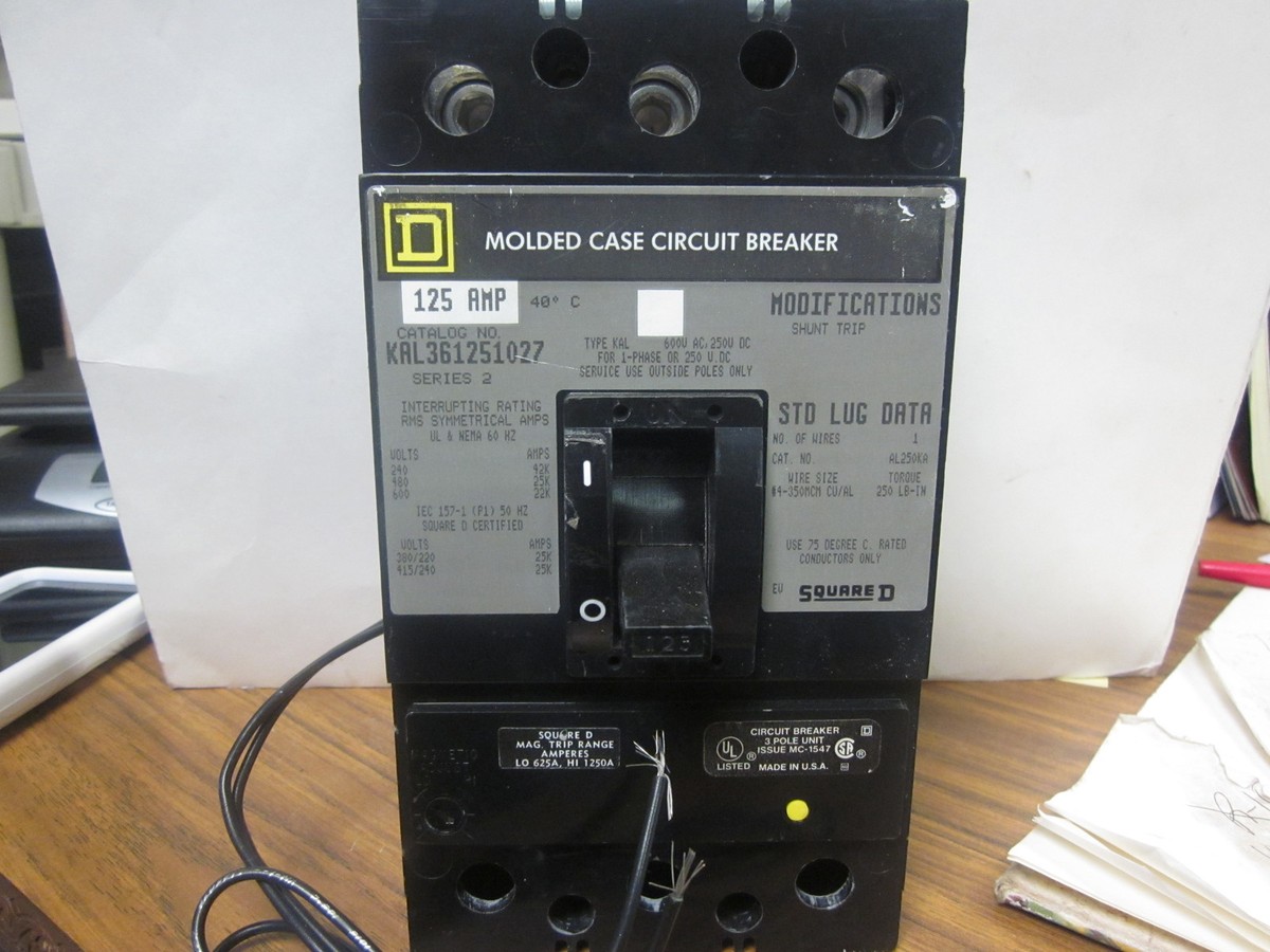 SQUARE D 3 POLE 125 AMP BREAKER KAL361251027 W/SHUNT TRIP