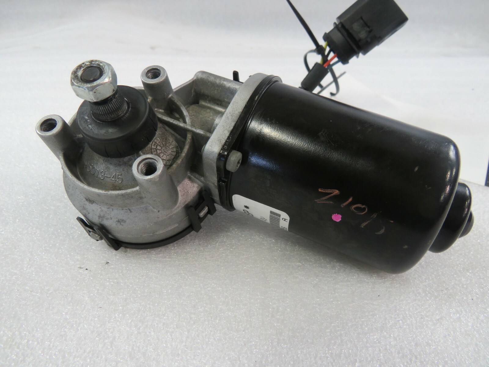 Maserati Levante, Wiper Motor, Used, P/N 675000620