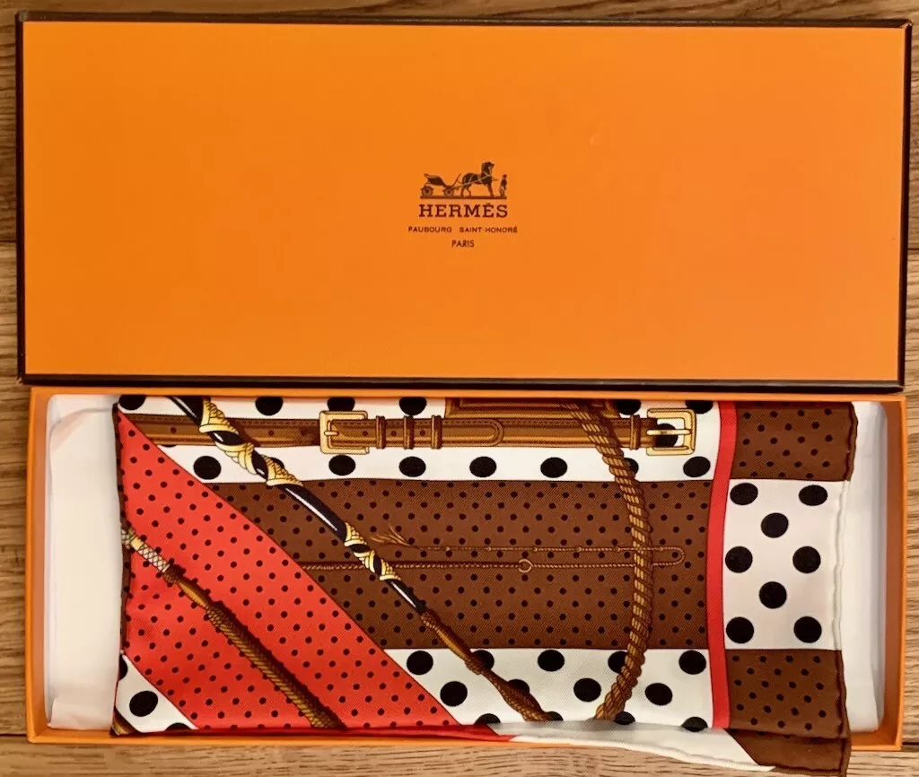 Pochette a shop pois