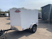 2022 Remorque fermée 4x6 V-Nose 1 porte arrière Cargo Mate