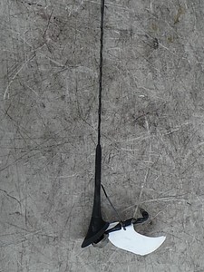 Mazda 323 antenna