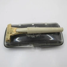 EVERSHARP VINTAGE SCHICK STRAIGHT RAZOR WTIH CASE CREAM AND GOLD COLOR