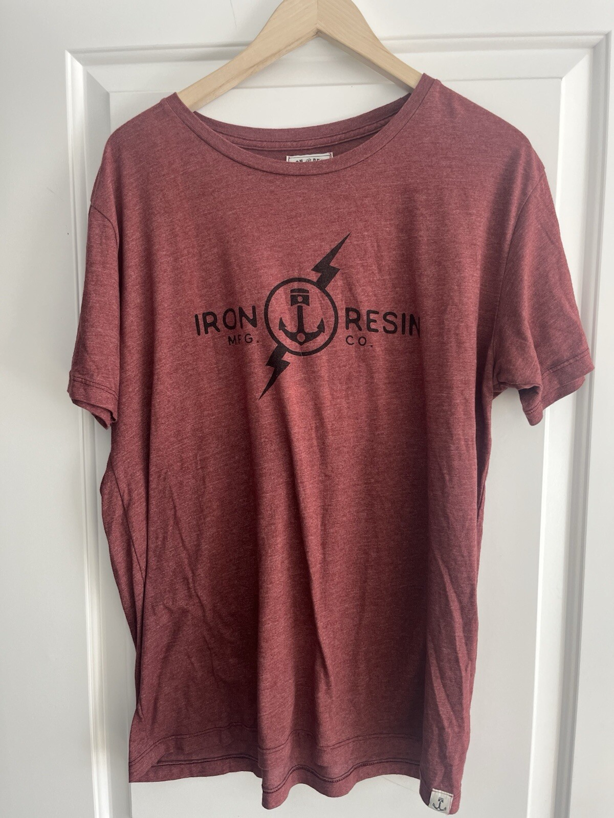 Iron And Resin Vintage Style Men's T-Shirt - Size Large