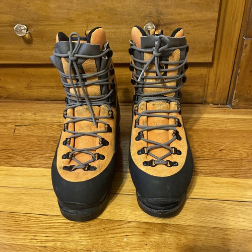 SALOMON Leather Climbing Mountaineering Hiking Sport Insulated Boots Mens 8.5