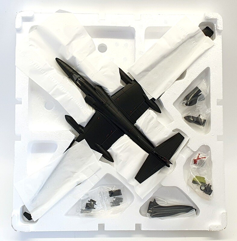 Hobby Master 1/72 Scale HA6901 - Lockheed U-2 Hobby Master 1/72 Scale HA6901 - Lockheed U-2
