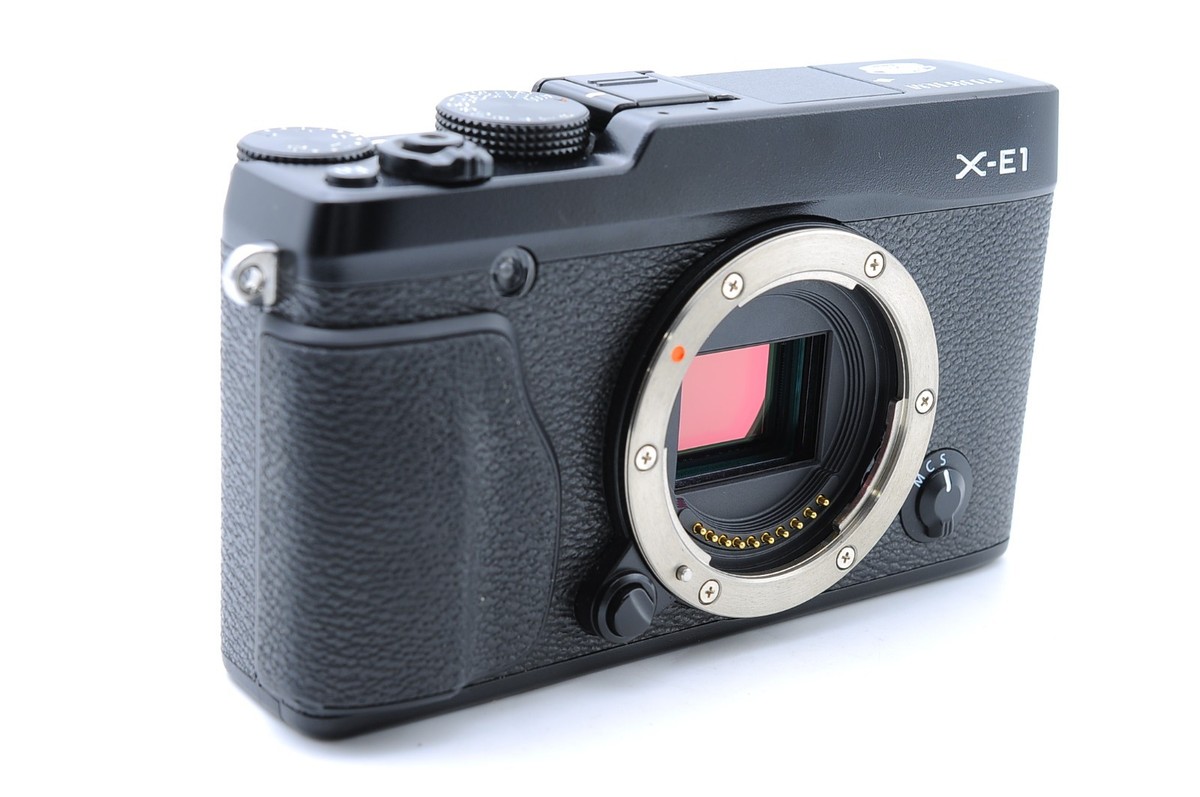 Fujifilm X Series X-E1 16.3MP Digital SLR Camera - Black (Body