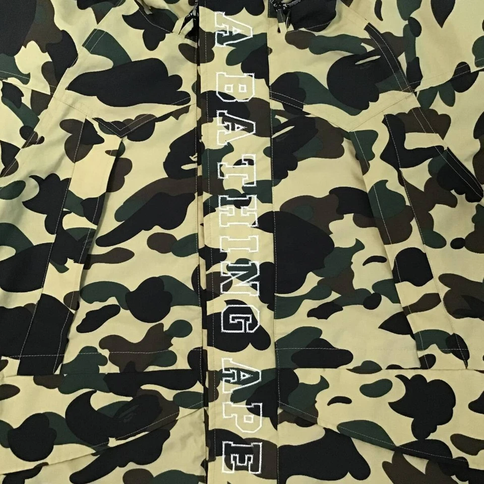 BAPE CAMO Hoodie Snowboard Jacket A Bathing Ape Size S - Image 2 of 4