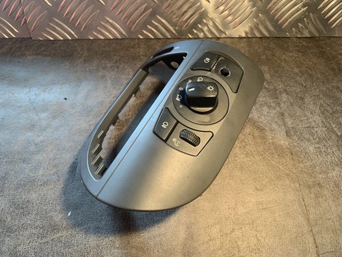 BMW 6 E63 Scheinwerferschalter 6925252 4.40 Petrol 245kw 2005 13669873