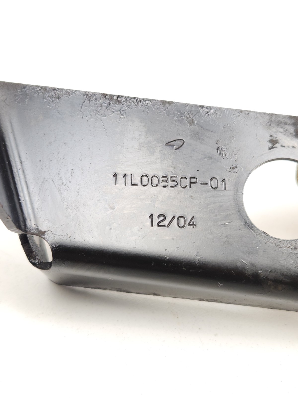 2012-2014 MCLAREN MP4-12C 650S BRACKET OEM 11L0085CP-01 11L0085CP