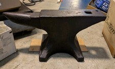 Antique Peter Wright 146 lb Blacksmith Anvil
