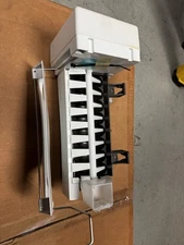 Sub-Zero 7002734 Ice Maker Nidec Servo IMBD04-009