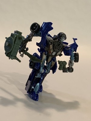 (NOT STUDIO SERIES) Transformers DOTM Deluxe Wheeljack Pre-Owned Complete