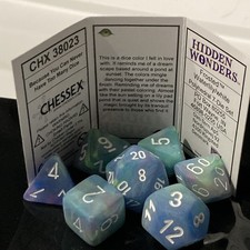 Chessex 38023 Hidden Wonders Frosted Waterlily /White Polyhedral 7 Dice Set