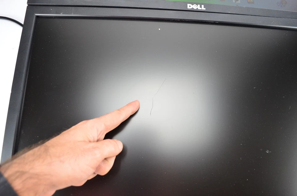 Lot of 2x Dell P2411HB Monitor VGA/DVI Grade C - scratches - No Stand - Image 3 of 4