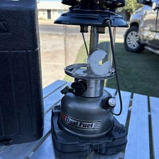 Coleman Dual Fuel Lantern 2-Mantle Model 285 August 1994With Case Untested