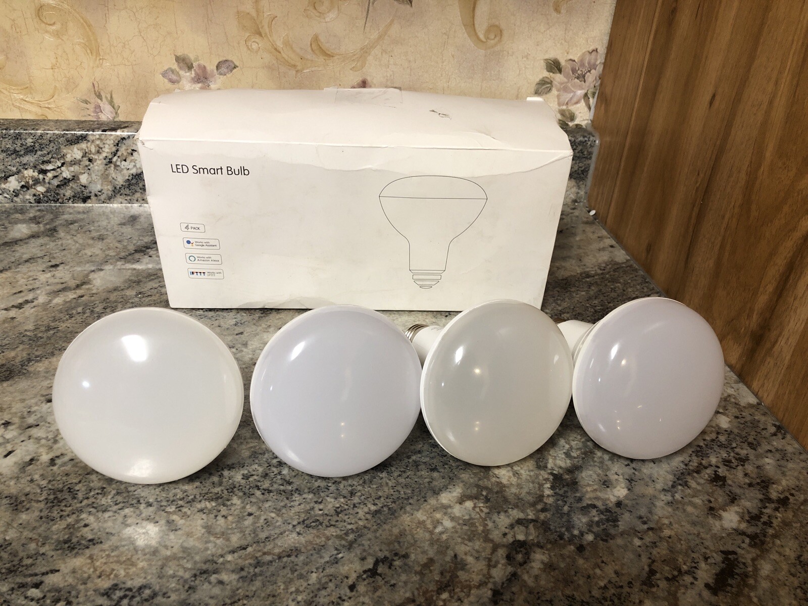 Open Box Lohas LED Smart Bulb 2700-9000K RGB 9W 720lm 4 Pack-image