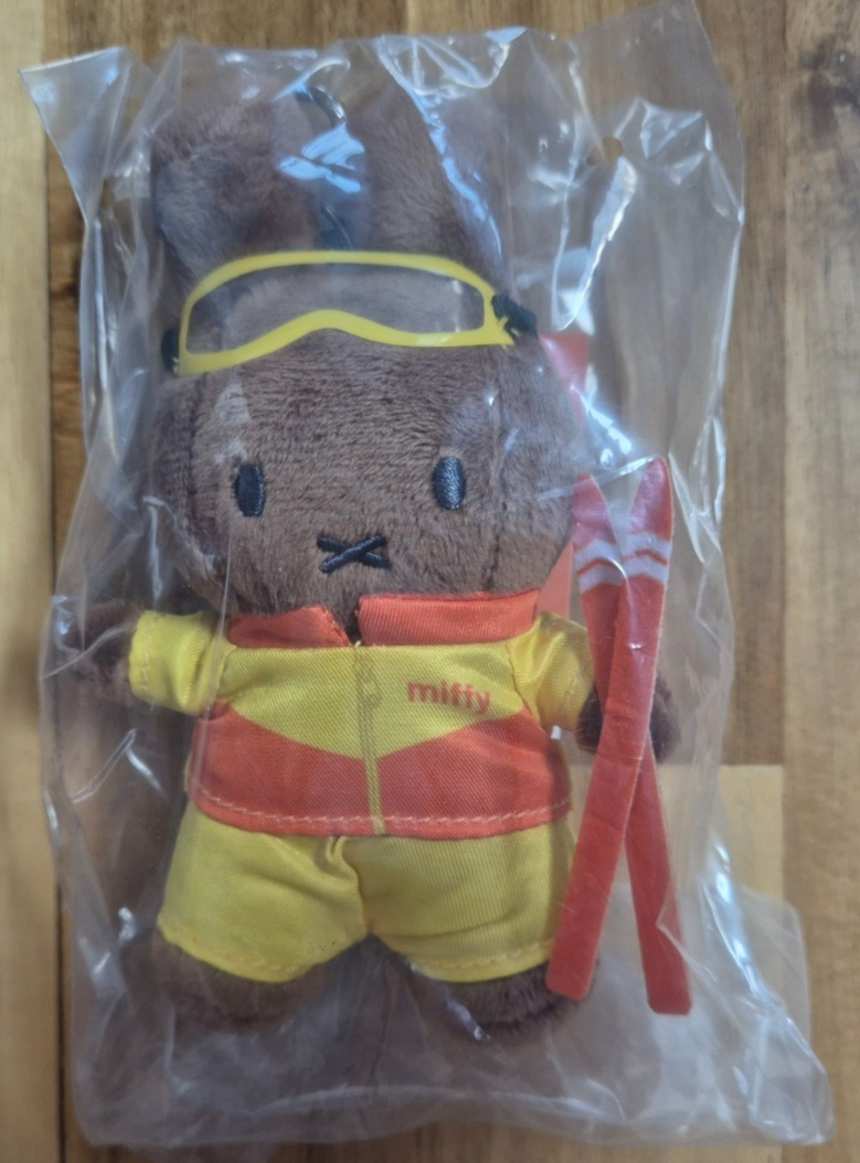 Miffy Official Plush Doll : Melanie Ski Jump 13cm Rabbit Key ring