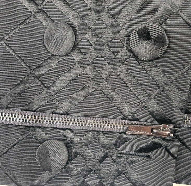 BCBGMAXAZRIA Black Jacket Light Coat Cropped Text… - image 4