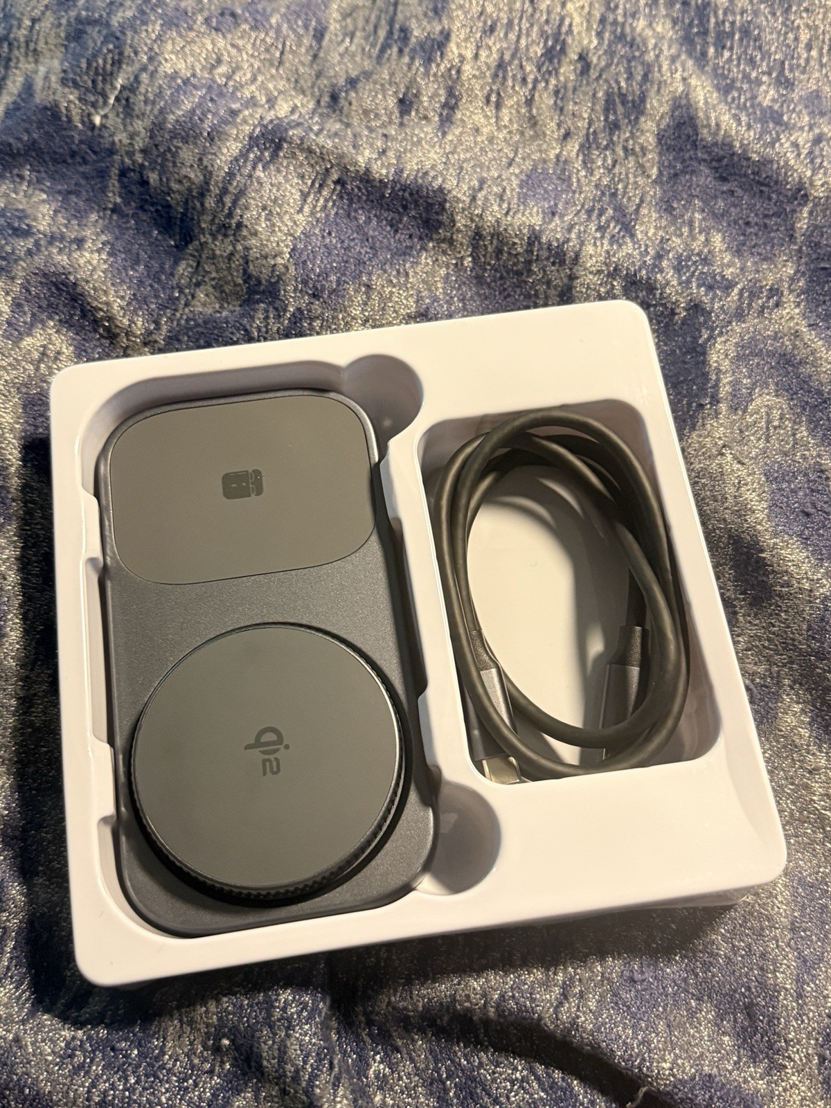 MOKiN USB C Hub with 15W Qi2 Wireless Charger Laptop Docking Station to 4K HD...