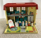 Vintage 1976 Fisher Price Little People Childrens Hospital Playset #931 Doctor