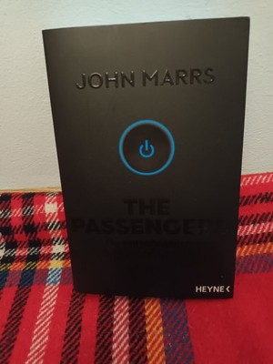   The passengers -John Marrs - Roman neuwertig Spannendes Buch 
