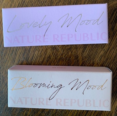 NATURE REPUBLIC Blooming Mood  Daily Basic Eye Shadow  03 Cool Pink  /  04 Coral