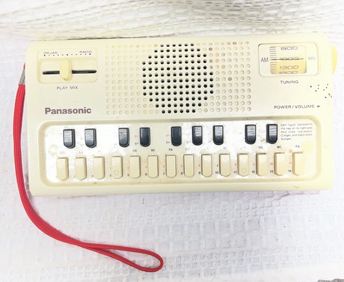 Panasonic R-1088 AM Portable Radio With Built-in Mini Organ Vintage Works